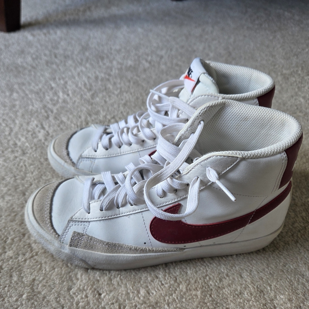 Nike Blazer Mid '77